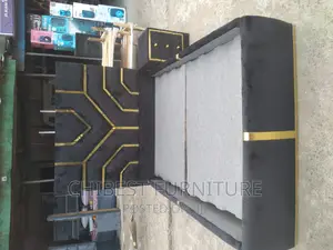 Quality 4.5by6 Ulphostery Padded Bed Frame With One Bed Side