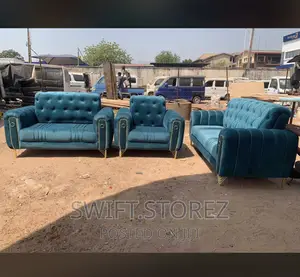 6 Seater Tuffed Cushions