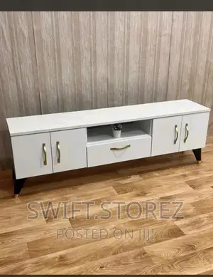 Royal Tv Stand