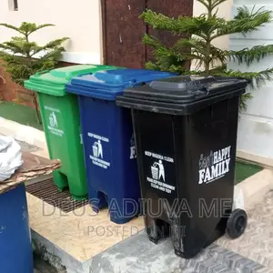 Waste Bin With Tire Tyre and Cover