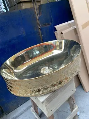 Shinny Gold Wash Hand Basin