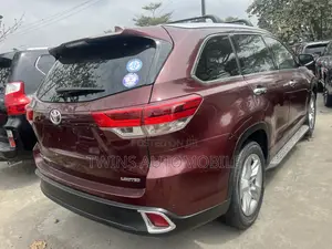 Toyota Highlander 2016 Red