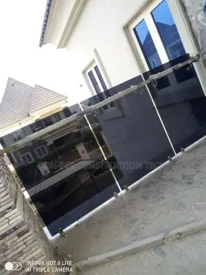 Frameless Glass Handrail