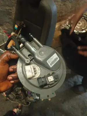 Complete Fuel Pump for Chevrolet Equinox and Pontiac Torrent