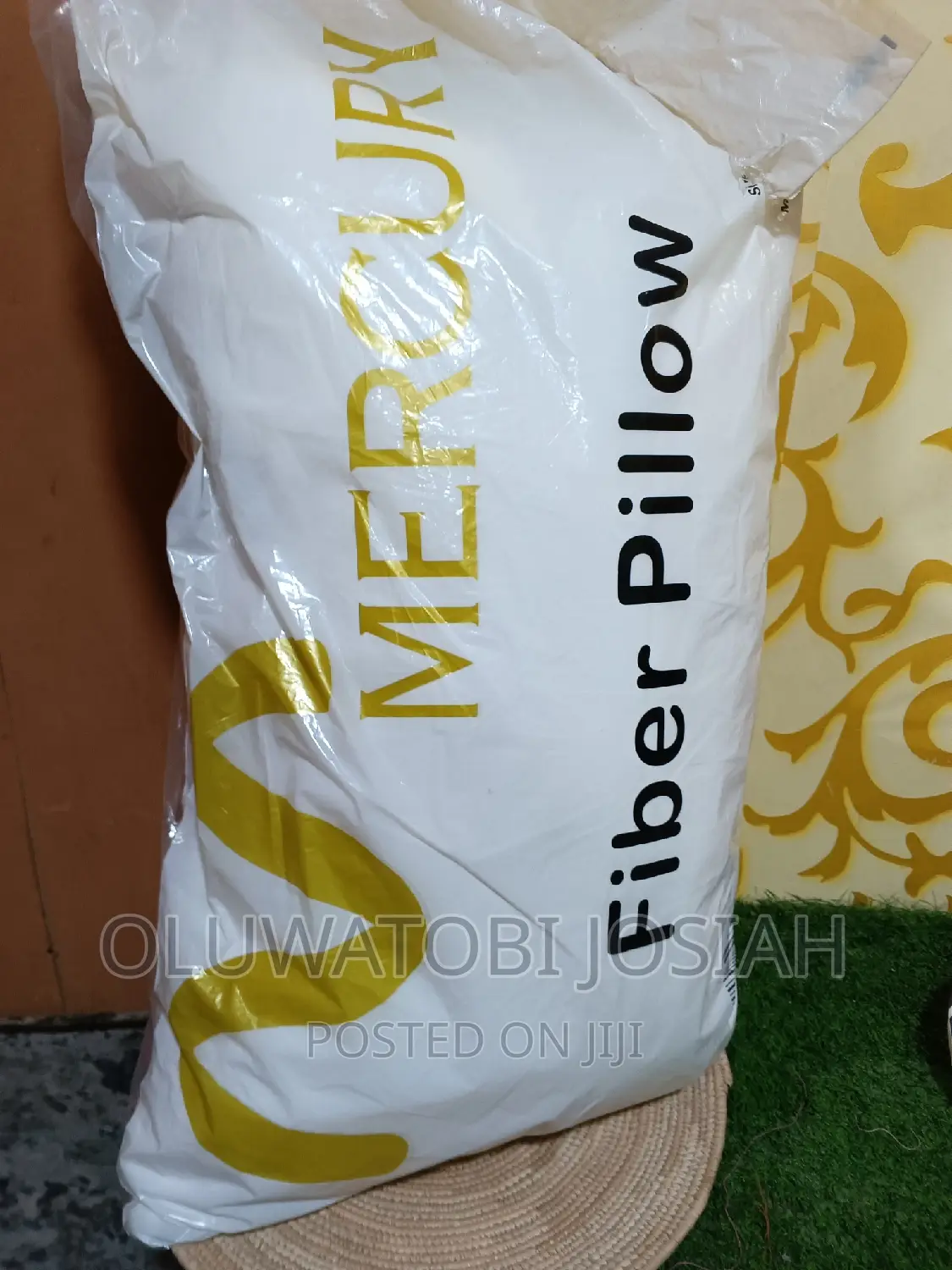 Compressed Fibre Pillows