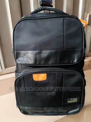 Baowang Plain Waterproof Backpack and Laptop Bag With USB