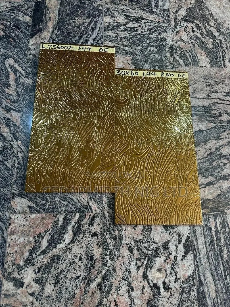 Gold Mosiac Wall Tile