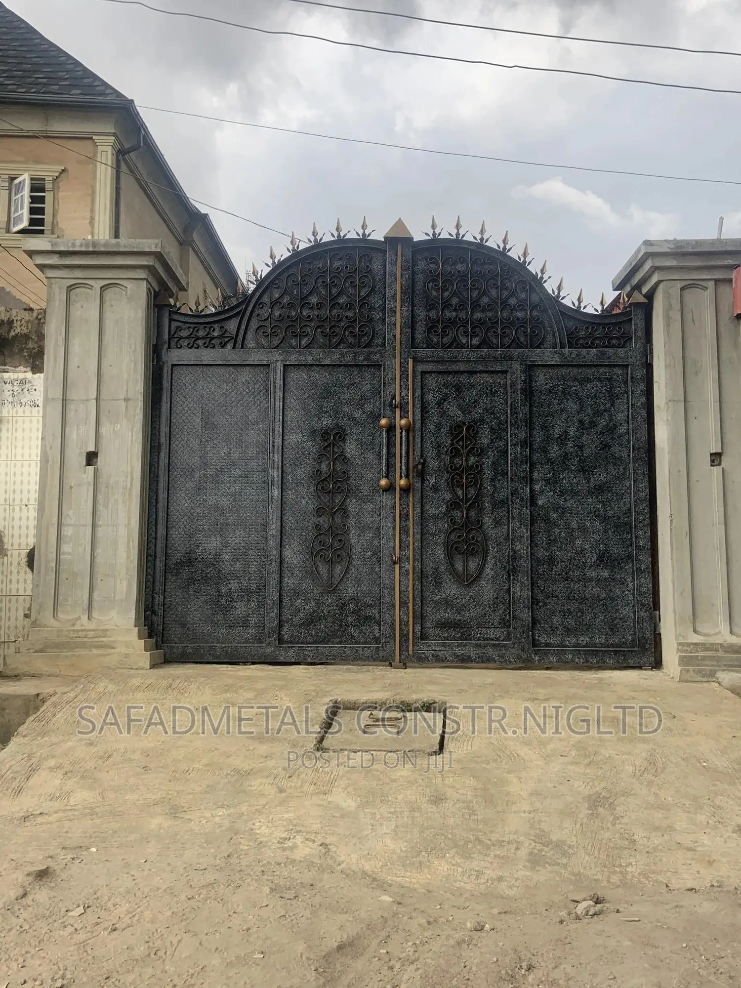 Arc Design Gate