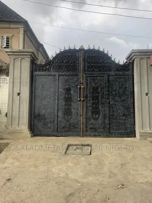 Arc Design Gate