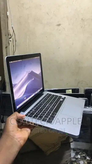 Laptop Apple MacBook Pro 2012 4GB Intel Core I5 HDD 500GB