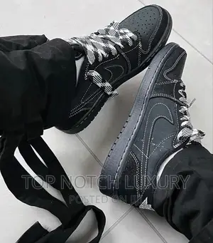 Air Jordan 1 Retro Lowy Sp Travis Scott “Black Phantom