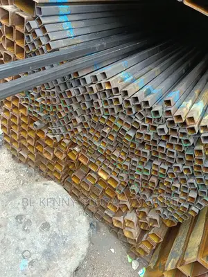 25x25x3mm Square Pipe (Black)