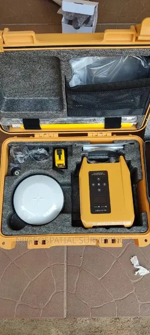 Hi-Target V200 GNSS Receiver