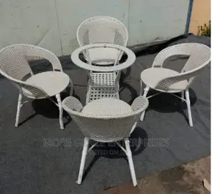 Outdoor Rattan Table and 4 Chairs