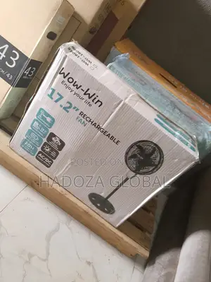 Durable Wow-Win 17.2'' Rechargeable Standing Fan