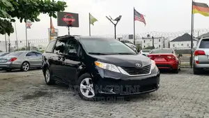 Toyota Sienna L 7-Passenger 4dr Minivan (3.5L 6cyl 6A) 2015 Black