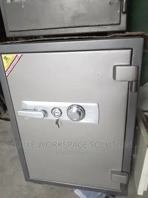 Medium Sized Fireproof/Bulletproof Safe
