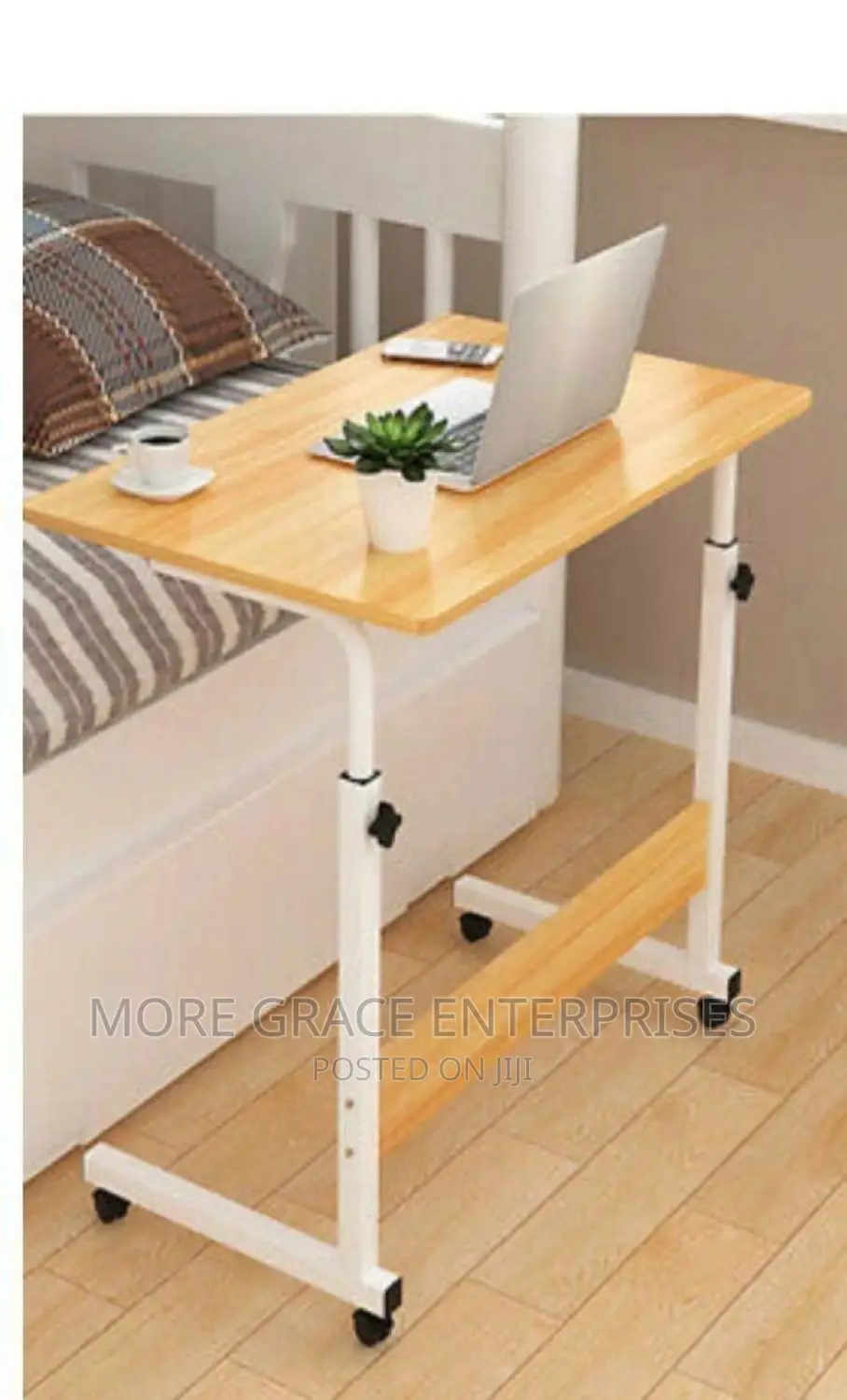Adjustable Bedside Computer Table