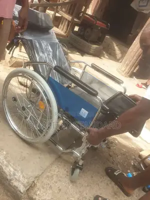 Double Reclining Executive Wheelchair
