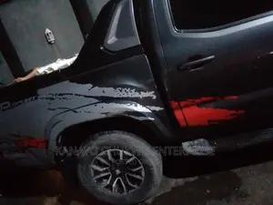Body Sticker Tacoma TRD Off Road