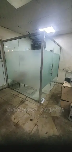 Frameless 10mm Tempered Glass