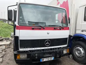Mercedes Benz