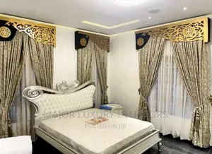 Higher Grade Turkey Curtains With Royal Board