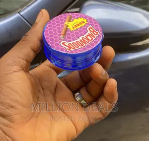 Stylish Portable See Through Plastic Grinder Crusher