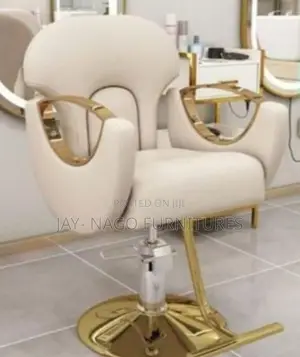 Highly Quality Standard Pure Leather Barbing Chair