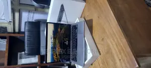 Laptop Apple MacBook Pro 2020 16GB Intel Core I7 SSD 512GB