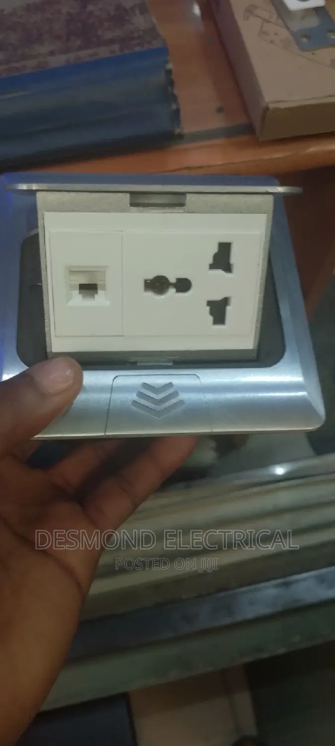Floor Socket