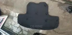 GLC300 Bonnet Mat