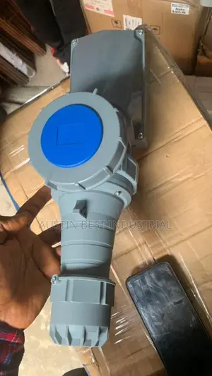 63amp 3pin Plug Socket