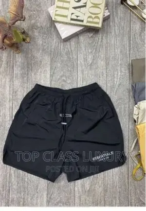 Essential Luxury Short Unisex