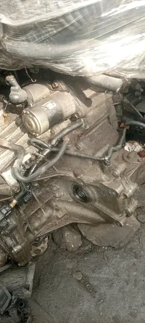 Gearbox For Nissan Altima 2005.