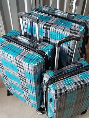 Set of 3 Rubber Plastic Travelling Luggage Boxes