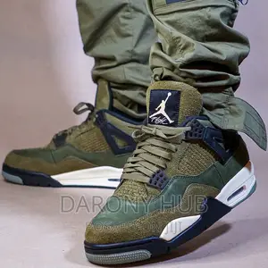 Best Quality NIKE AIR Jordan 04 Retro Sneakers