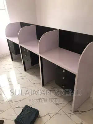 Brand New Workstation by 3 Person