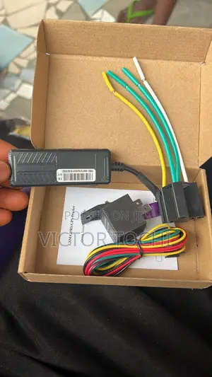 Aika Auto Tracking Device