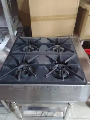Gas Cooker (4burner)