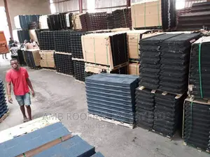 Stone Coated Roofing Tiles With 50 Years Warranty