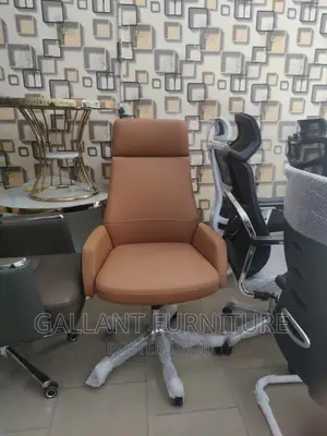 Quality Luxury Executive Office Chair