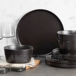 16 PCS Stoneware Dinnerware Set