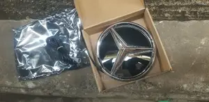 C300 2013 Front Grill LED Light Logo