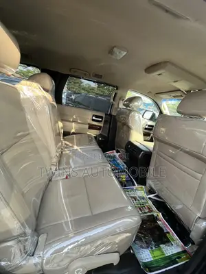 Toyota Sequoia 2011 Gold