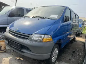 Toyota HiAce 2003 Blue