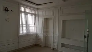 Corporate Office/Shop in a Beautiful Plaza Near Banex
