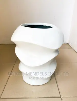 Nigeria Biggest Producer of Pure Fiberglass Vases/Pots