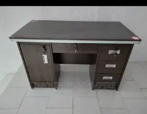 Portble Office Table