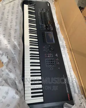 Yamaha Montage M8x 88-key Flagship Synthesizer W Gex Action